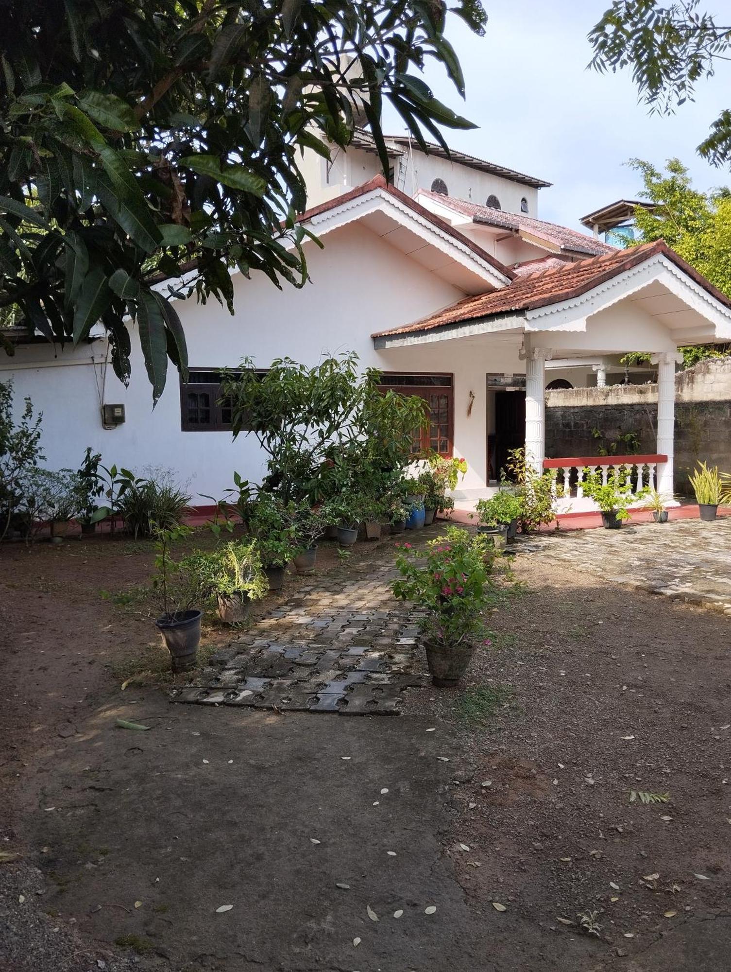 Hotel Mirissa White House Exterior foto