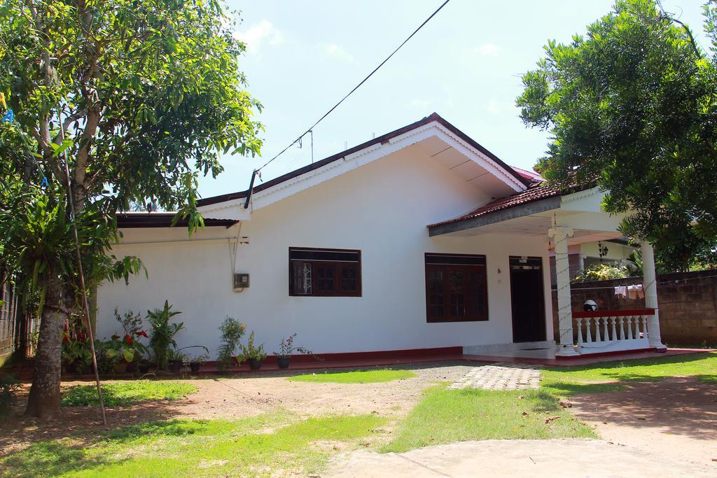 Hotel Mirissa White House Exterior foto